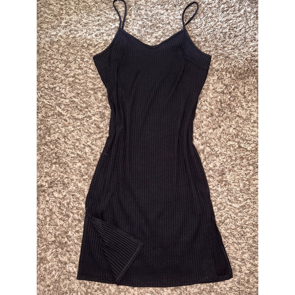 Fashion Nova Ribbed Midi Dress w/slit